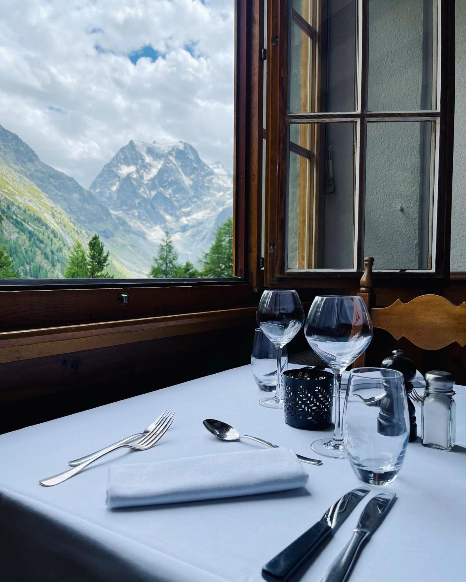 Grand Hotel & Kurhaus Arolla Exterior photo